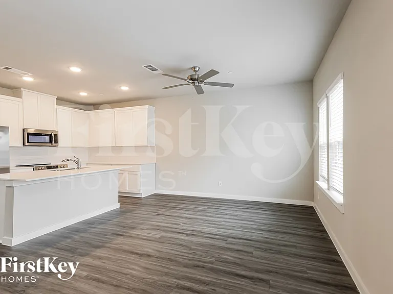 418 S Centro Cir — Photo 4