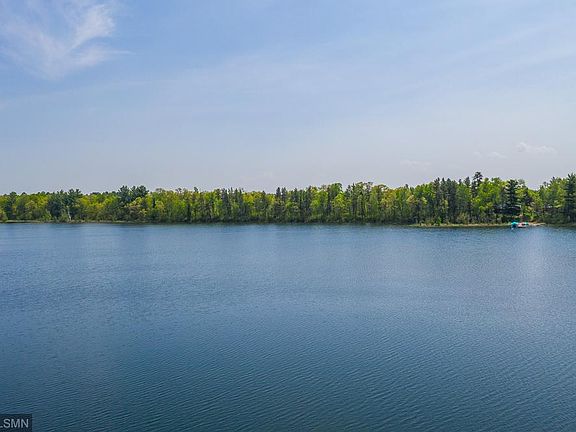 2nd image of Lake Ln NE