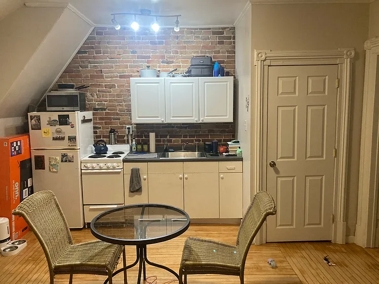 463 Cumberland Ave #6 — Photo 5
