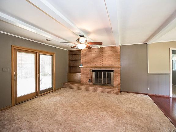 3rd image of 1500 Melmart Dr