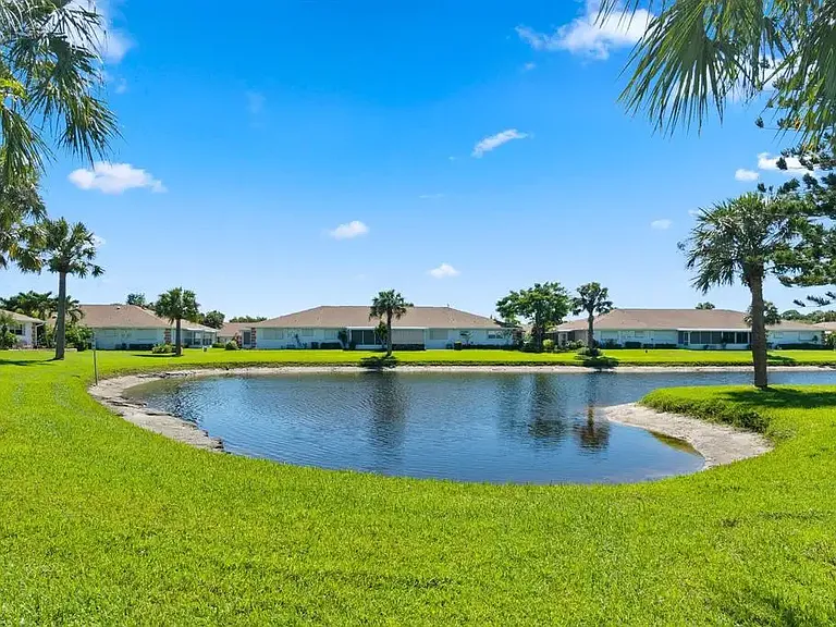 943 Savannas Point Dr #D — Photo 105
