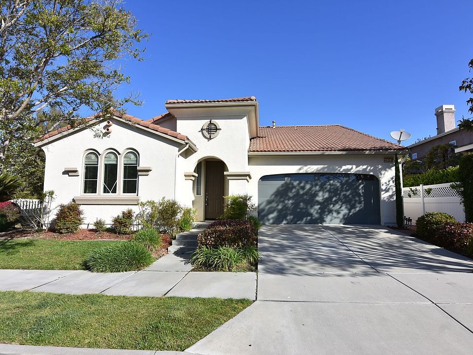1st image of 40283 Pasadena Dr