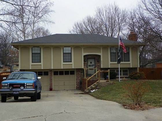 1st image of 2301 S 17th Ter