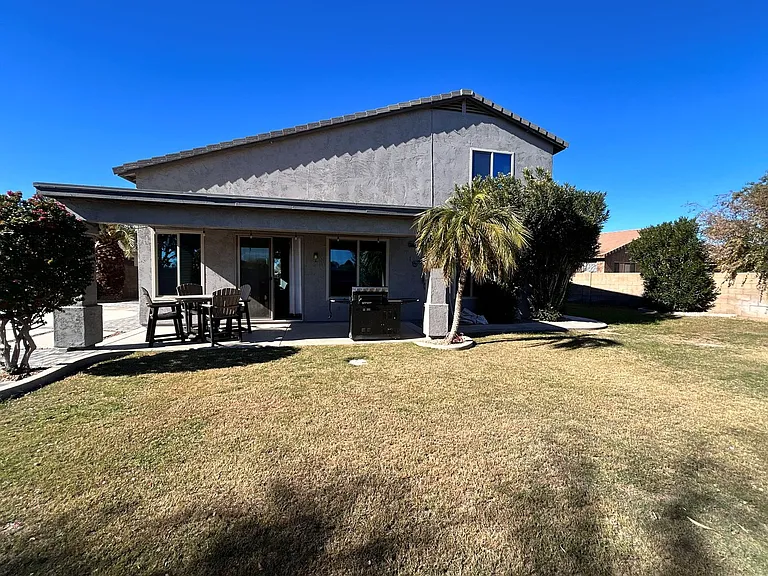 345 N Scott Dr — Photo 19