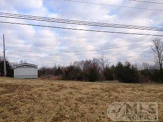 2nd image of 6965 Lebanon Rd