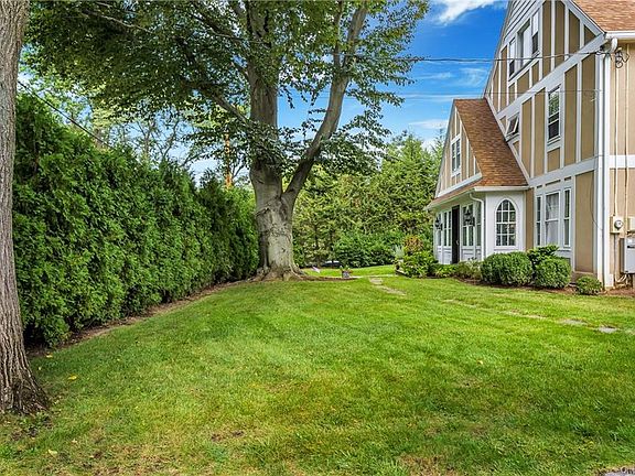 2nd image of 50 Greenfield Ave