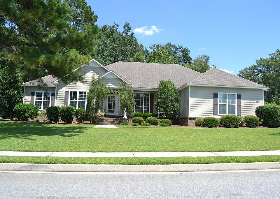 1st image of 3611 Victoria Dr