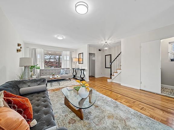 3rd image of 5313 Avenue H