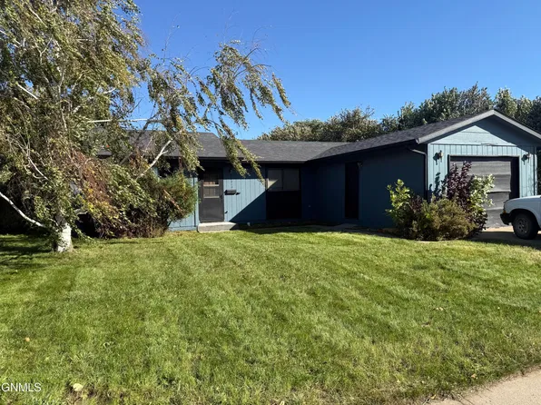 2010 20th Ave W, Williston, ND 58801