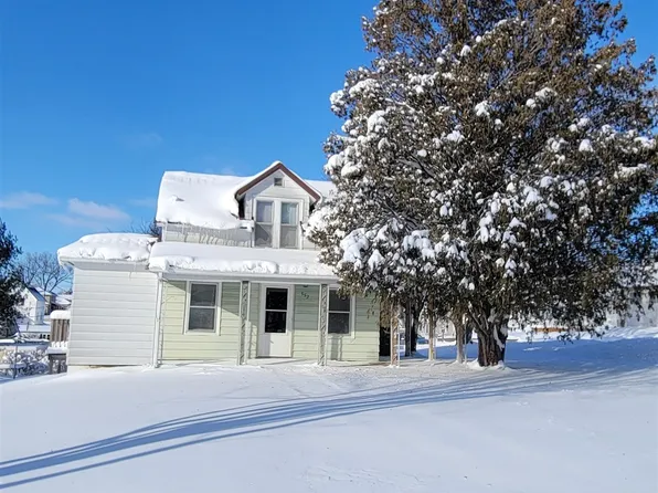 552 N Adams St, Lancaster, WI 53813