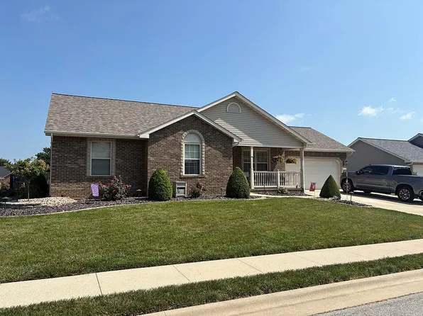 1113 E 3rd St, Trenton, IL 62293