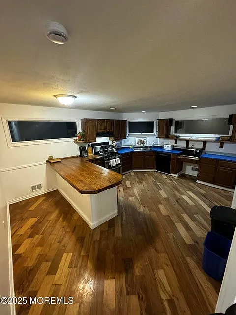 3 bed, 1394 sqft, $32,000 — Photo 4