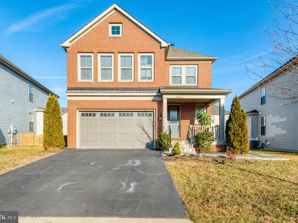 42506 Oxford Forest Cir, Chantilly, VA 20152
