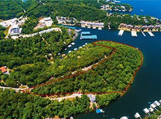 170 Redbud Ct, Lake Ozark, MO 65049