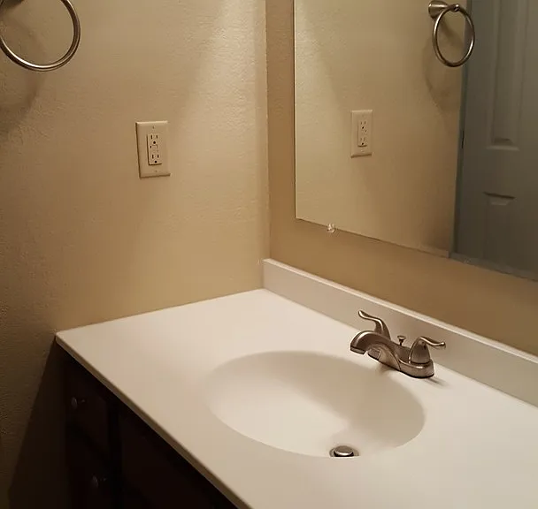 Foxwood Townhomes — Photo 16