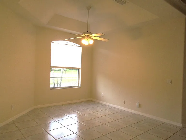 1804 Abbeyridge Dr — Photo 7