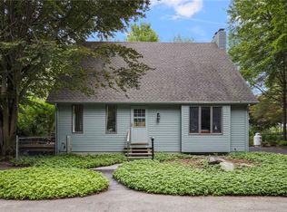 930 N Main Rd, Jamestown, RI 02835