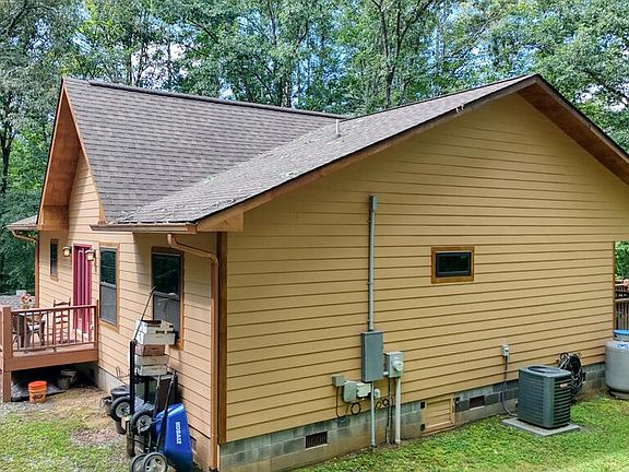 4th image of 2592 Caney Creek Rd