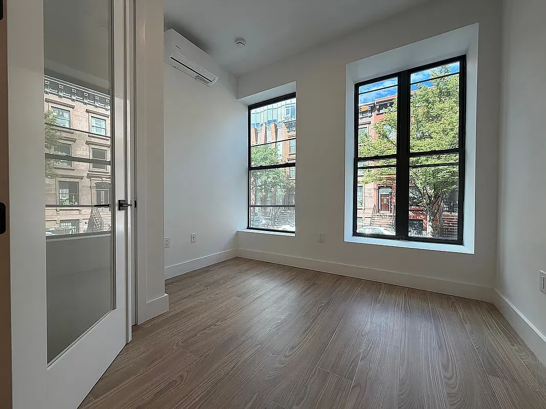 74 West 126th Street — Photo 4