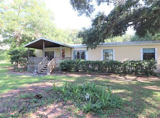 6801 W Knights Griffin Rd, Plant City, FL 33565