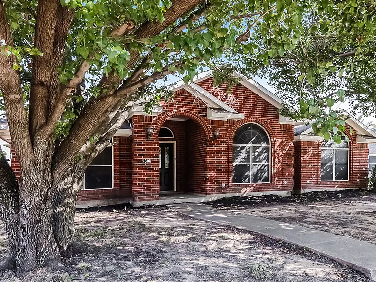 7605 Colfax Dr — Photo 3