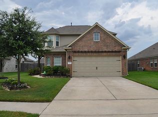 2830 Meadowbrook Ln, Rosenberg, TX 77471