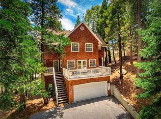 26215 Augusta Dr, Lake Arrowhead, CA 92352