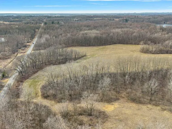 E Warren Woods Rd, Buchanan, MI 49107