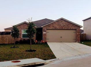 203 Wincliff Ln, Jarrell, TX 76537