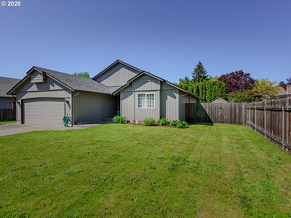 2nd image of 6008 NE 73rd Cir