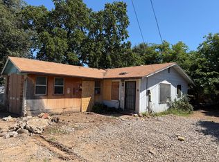 3405 West St, Redding, CA 96001