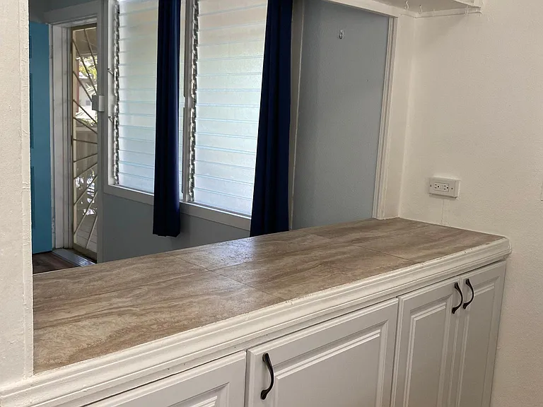 kitchen with overhead shelves