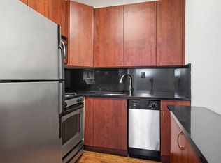 226 E 25th St APT 4D, New York, NY 10010