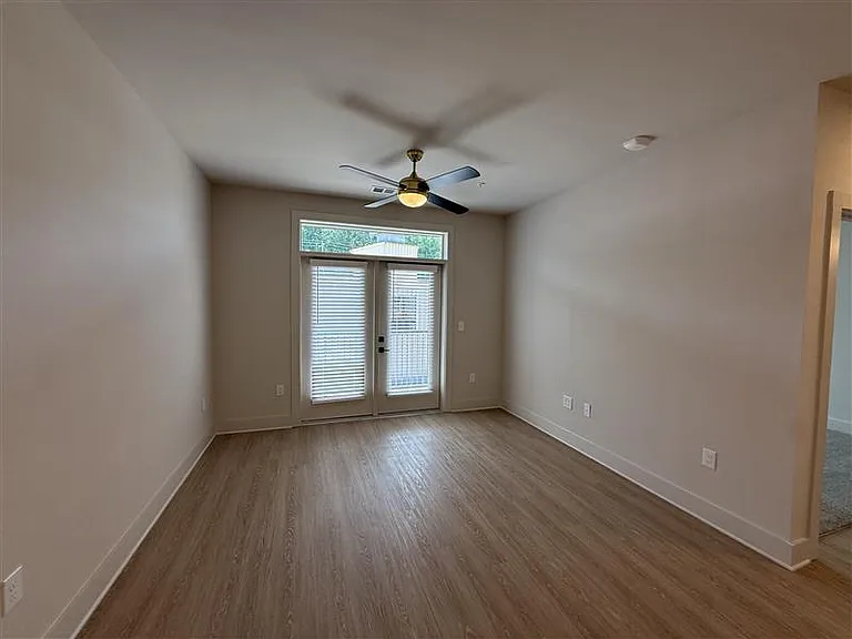 District on the Etowah Apartments — Photo 662