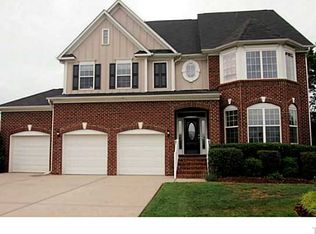 1001 Wolfs Bane Dr, Apex, NC 27539