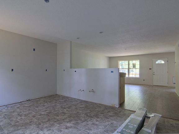 4th image of 2610 Carson Ave Lot 18