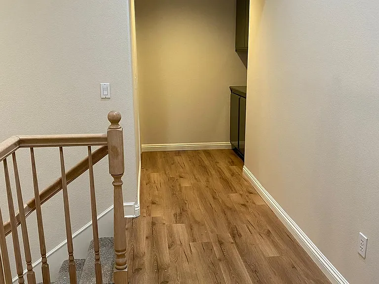 24 Promontory Park — Photo 38