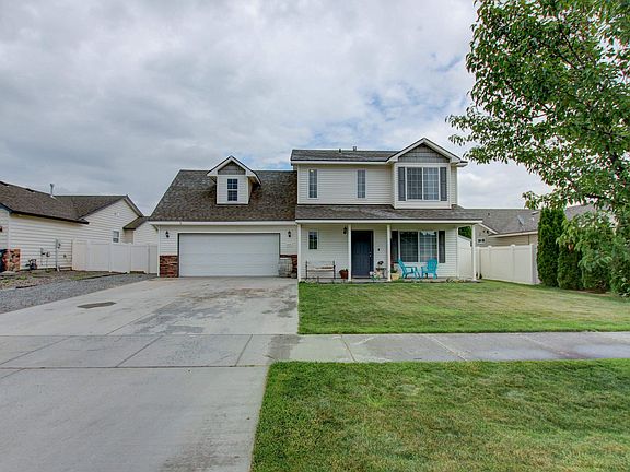 2nd image of 8107 Hudson Dr