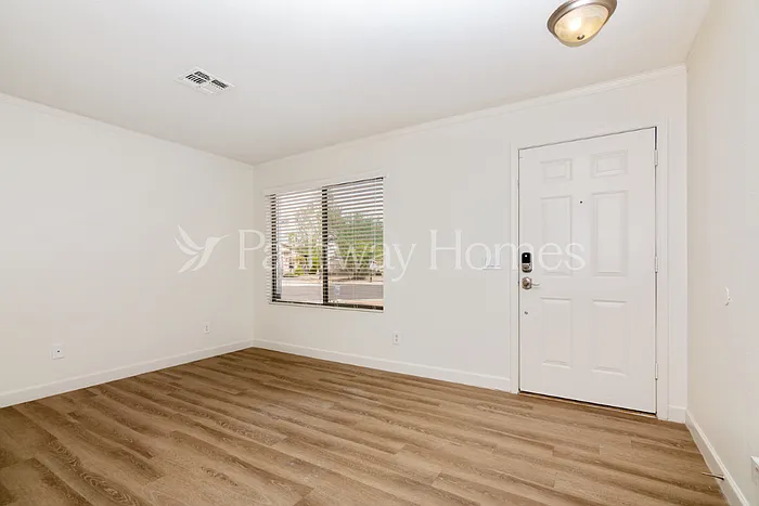 8839 W Manzanita Dr — Photo 3