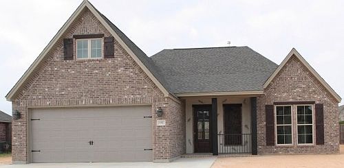 1st image of 152 Remington Cir