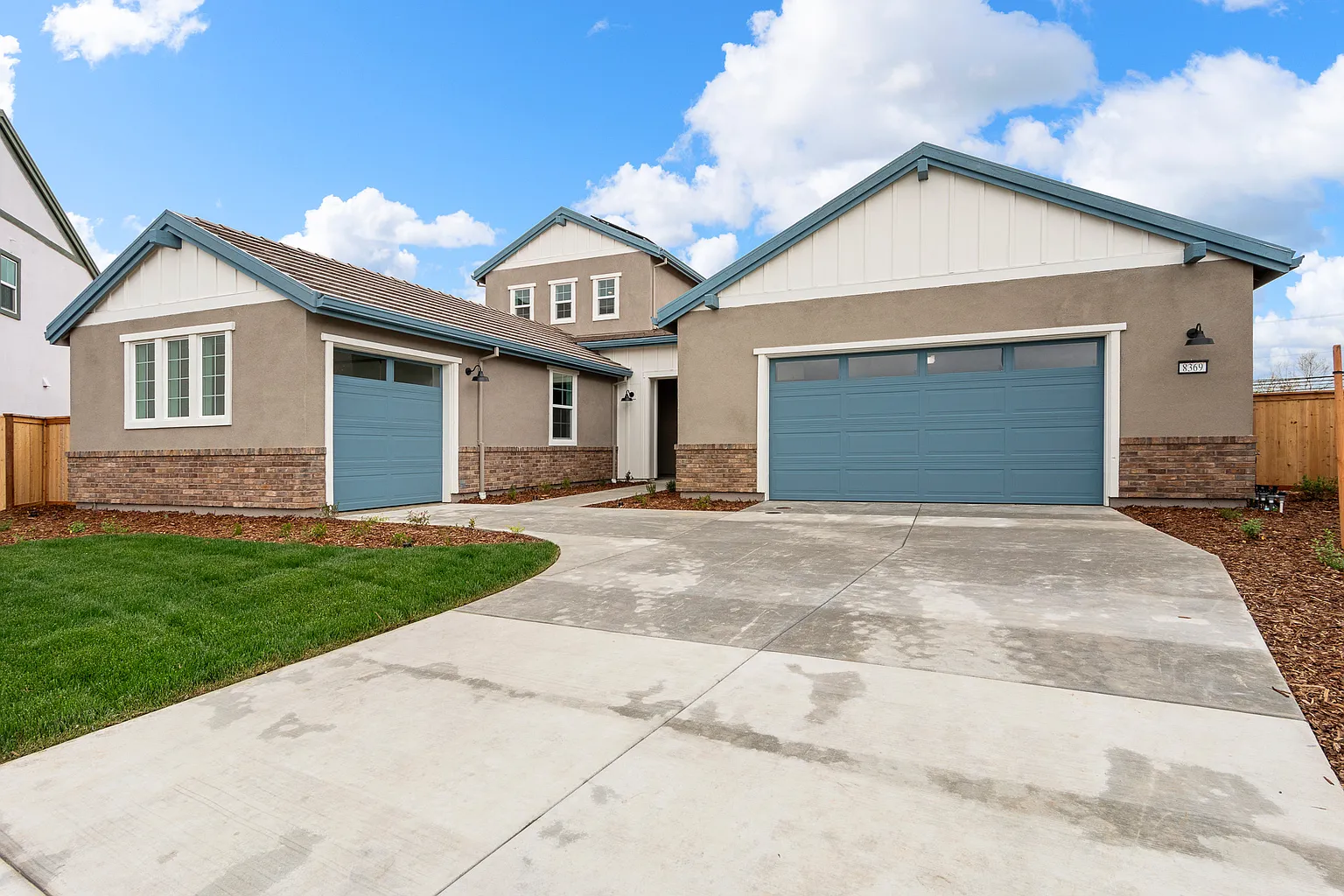 10071 Dagwood Way photo 1