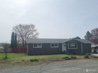 741 Ridge Pl, Omak, WA 98841