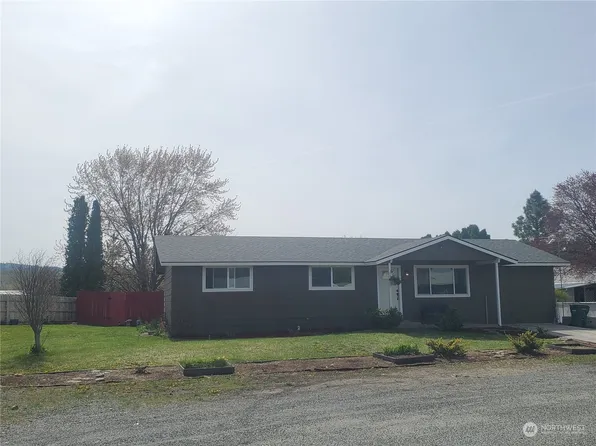 741 Ridge Place, Omak, WA 98841