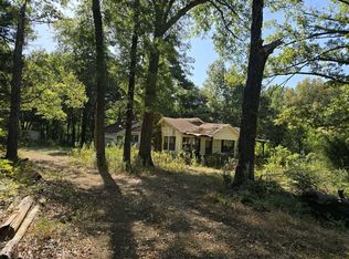 739 Stacy Rd, Converse, LA 71419