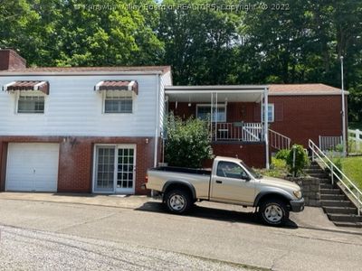 109 Smiley Dr, South Charleston, WV, 25309