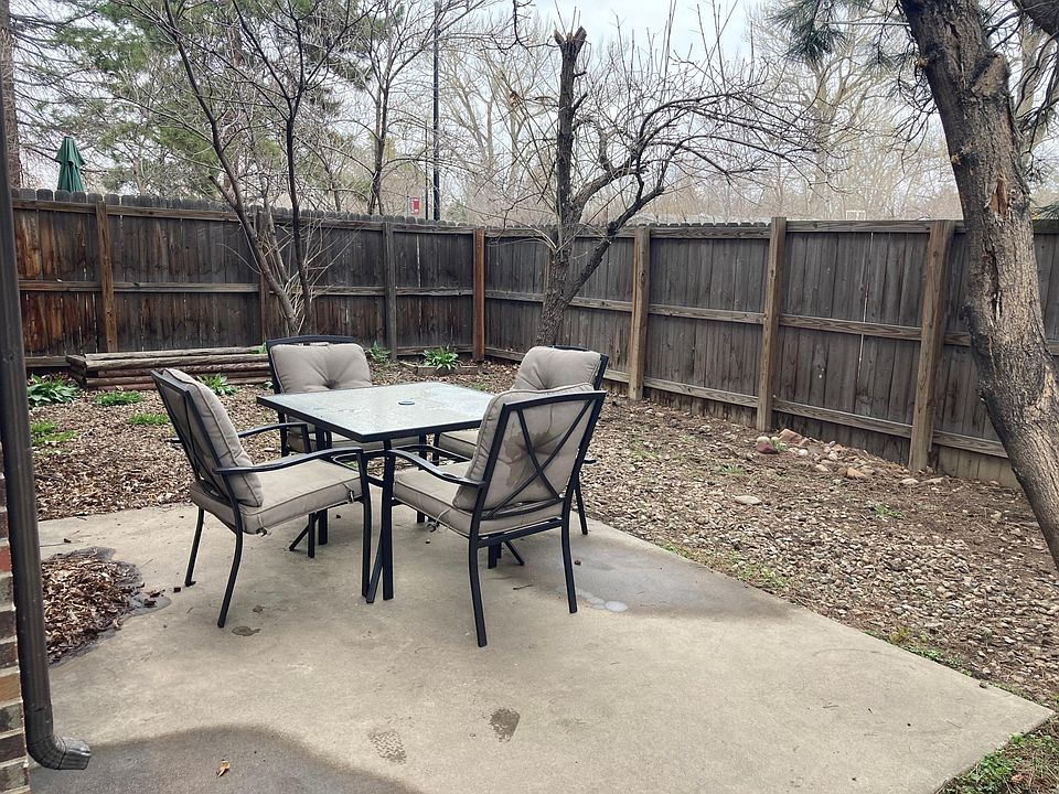 Your own outdoor space... garden, dine, let your pup explore