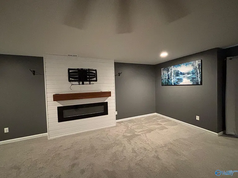212 Oracle Cir — Photo 27
