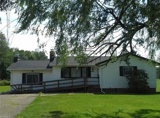 15900 Tavern Rd, Burton, OH 44021