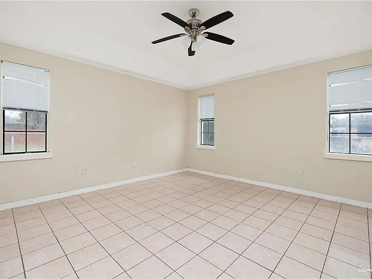 104 N Paseo Del Rey St — Photo 8