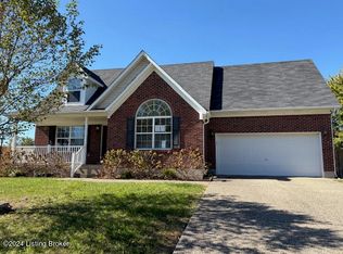 177 Oak Grove Blvd, Shepherdsville, KY 40165